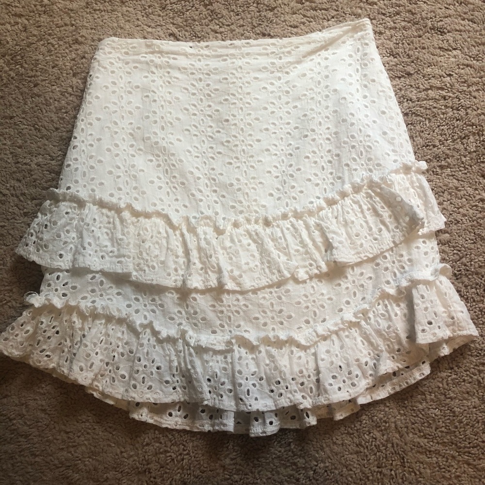 White ruffled skirt